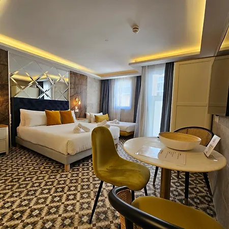 Balcony 3* Saint Julian's