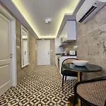 Hotel Balcony 3*