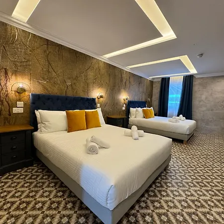 Ξενοδοχείο Balcony 3*