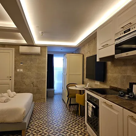 Ξενοδοχείο Balcony