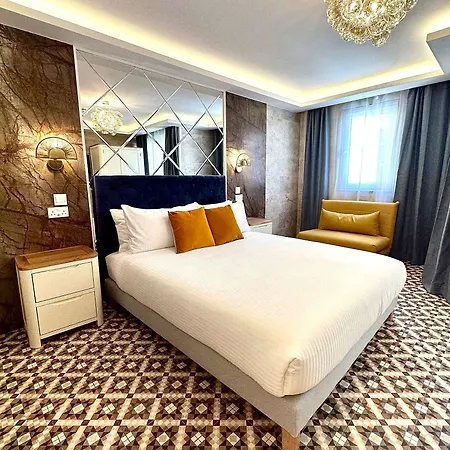 Balcony St. Julian's