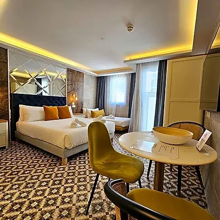 Balcony 3*