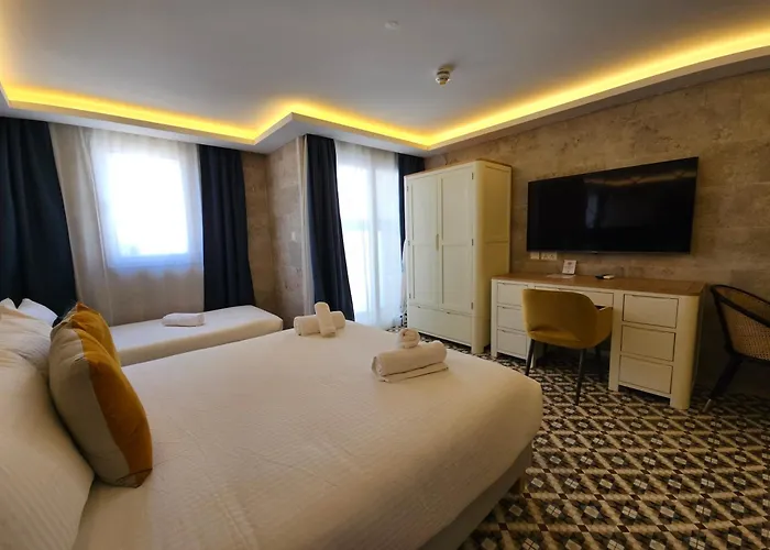 Balcony 3* St. Julian's