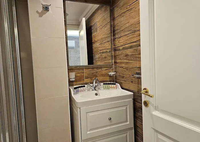 Hotel Balcony San Giuliano